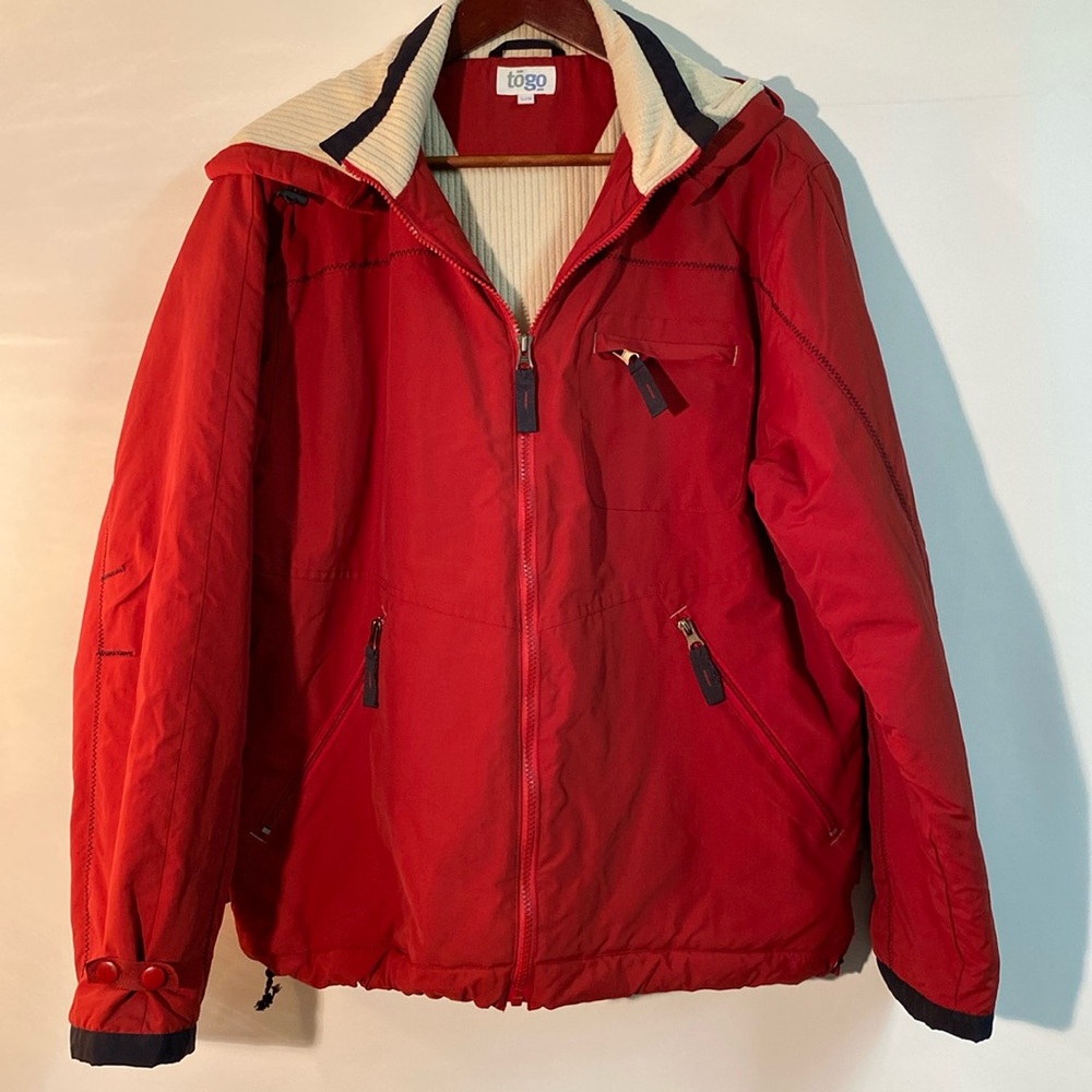 Togo - women’s hooded coat. Size L